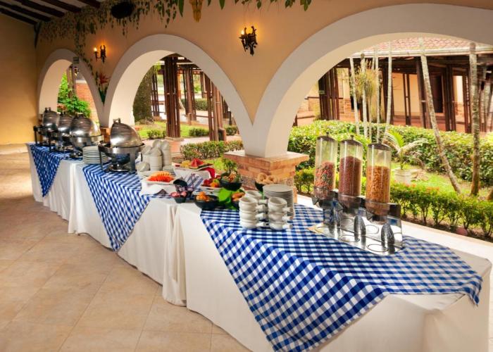 Hotel Campestre El Campanario