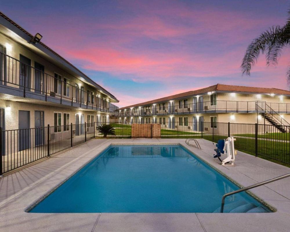 фото Rosedale Inn Bakersfield