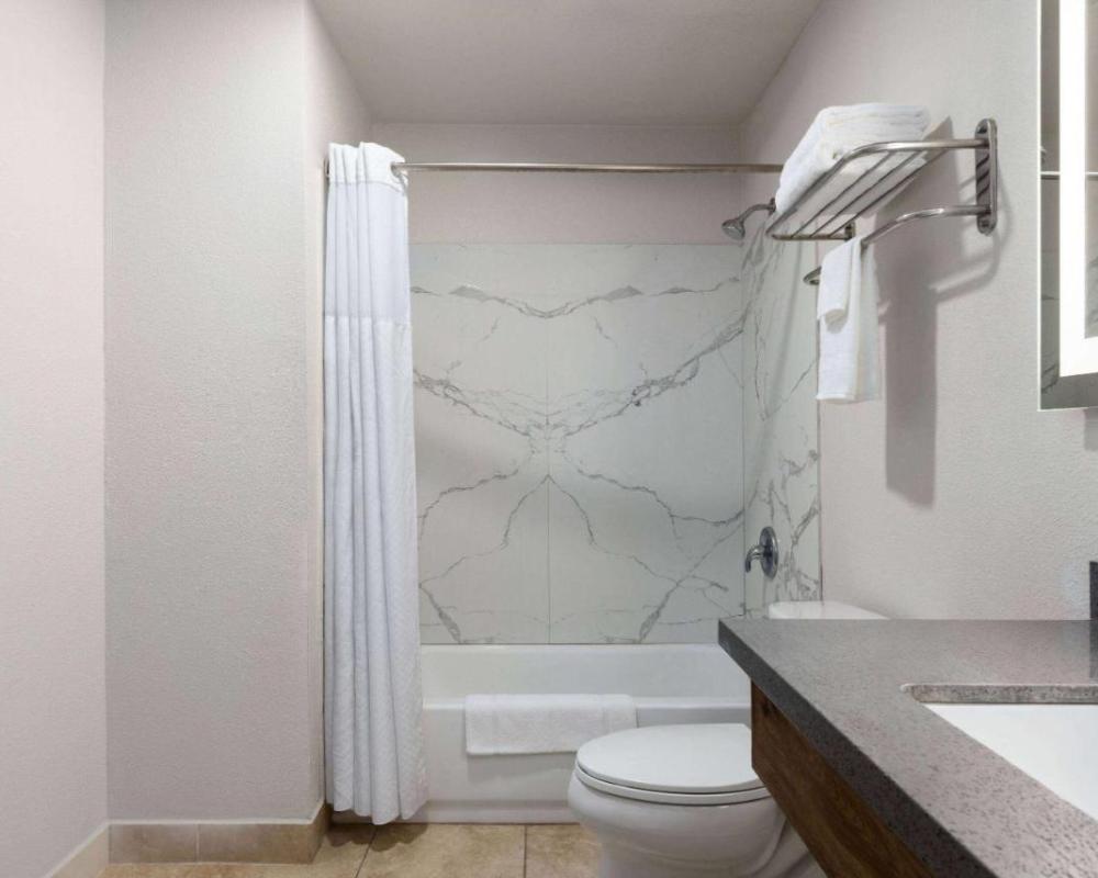 фото Rosedale Inn Bakersfield