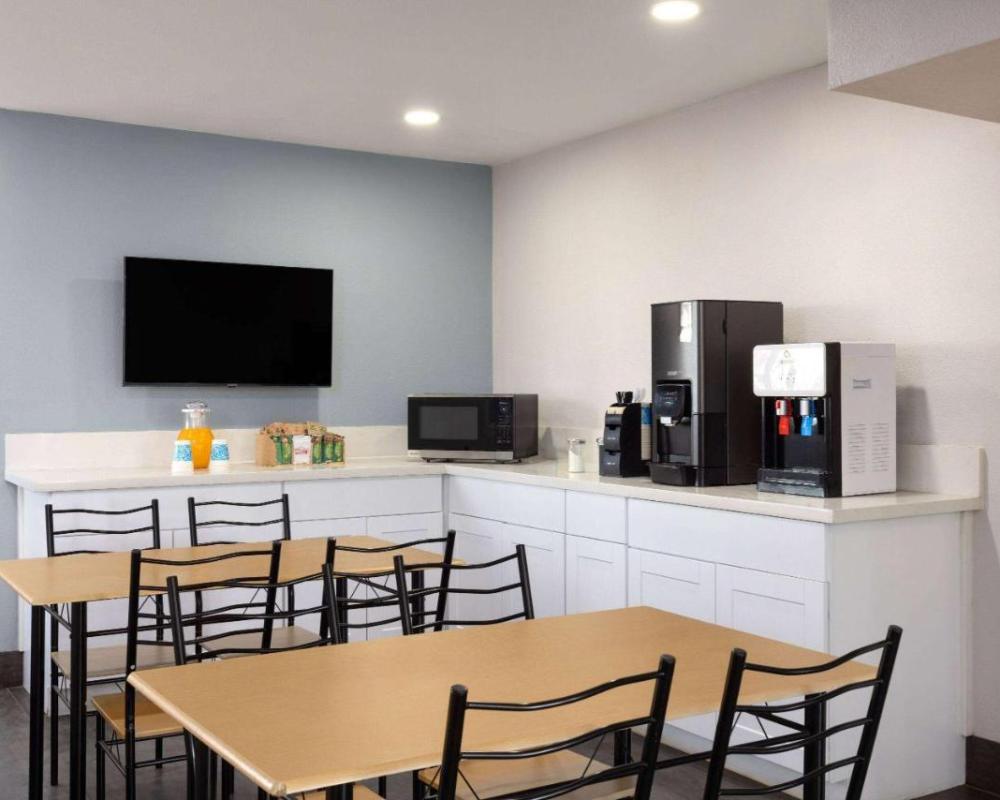 фото Rosedale Inn Bakersfield