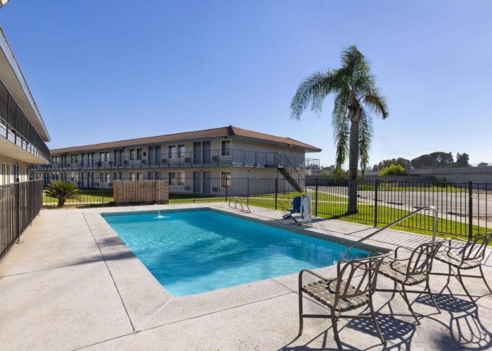 Rosedale Inn Bakersfield