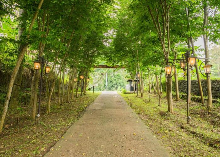 Royal Hotel and Outbound Trawas