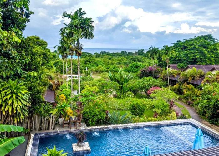 Atmaland Resort