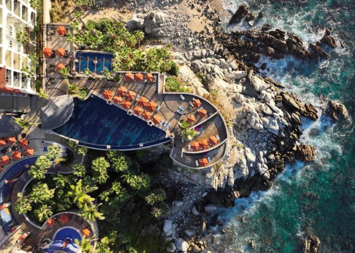 Sirena del Mar by Vacation Club Rentals