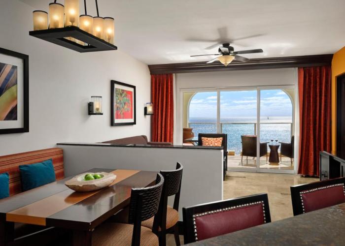 Sirena del Mar by Vacation Club Rentals