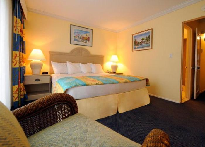 Bay View Suites Paradise Island