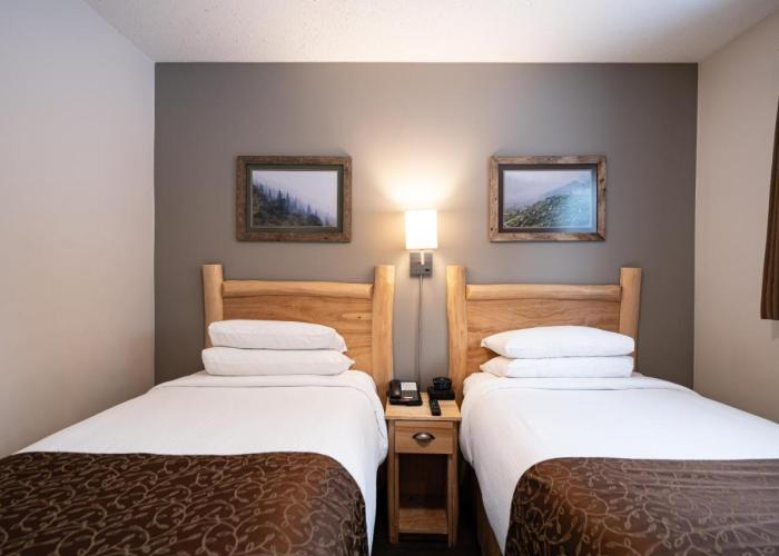 Swiss Chalet Motel
