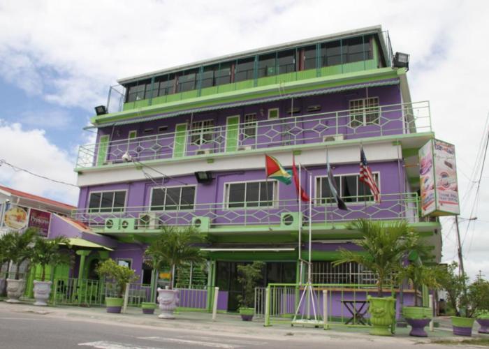 PG Quality Inn