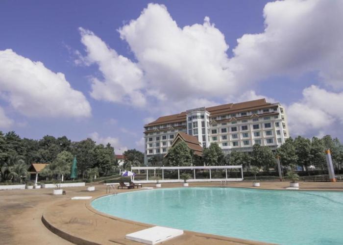 Arawan Riverside Hotel