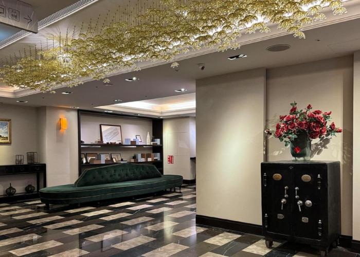 53 Hotel