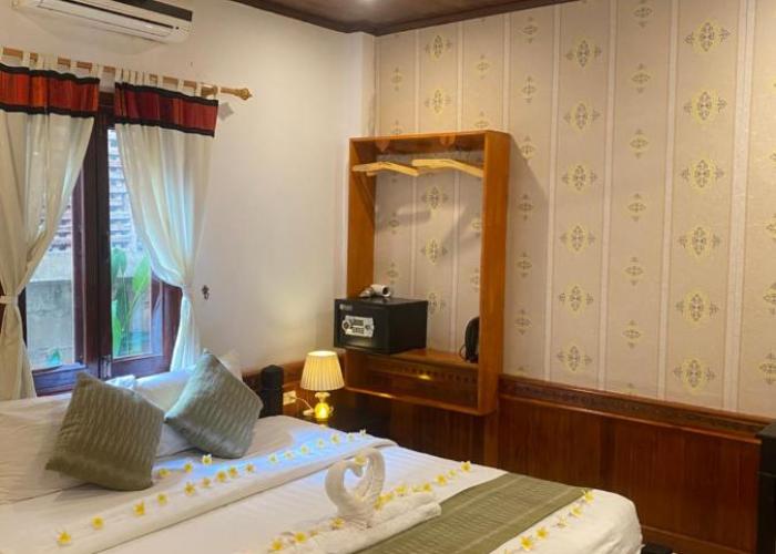 Golden Lotus Place