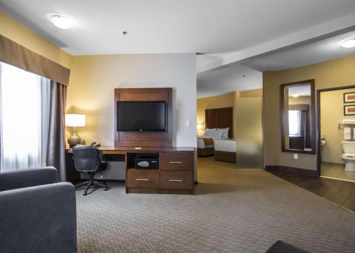 Comfort Suites Saskatoon