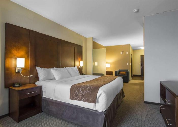Comfort Suites Saskatoon