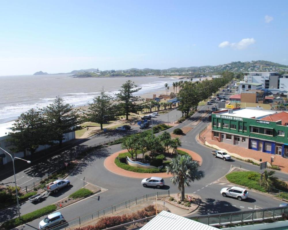 фото Bayview Tower
