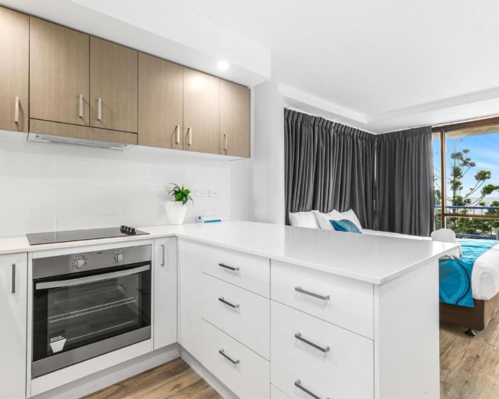 фото Bayview Tower