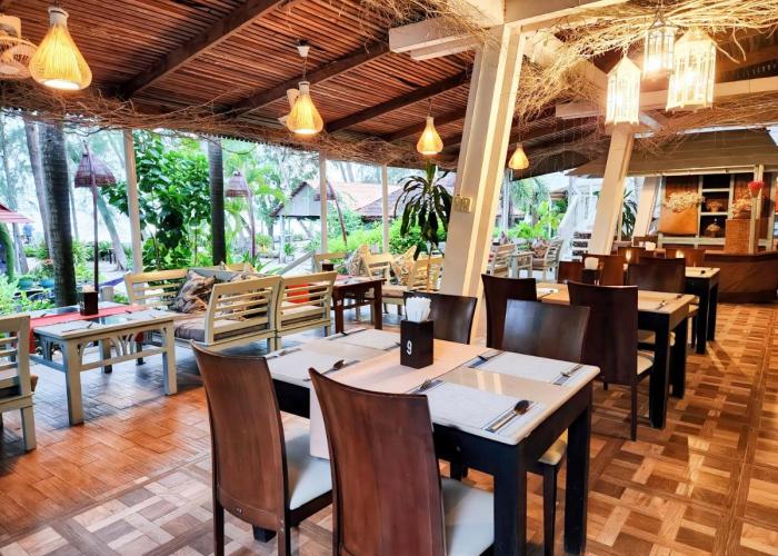 NATAYA Round House Coral Bay Resort