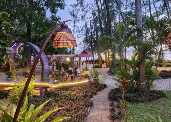NATAYA Round House Coral Bay Resort