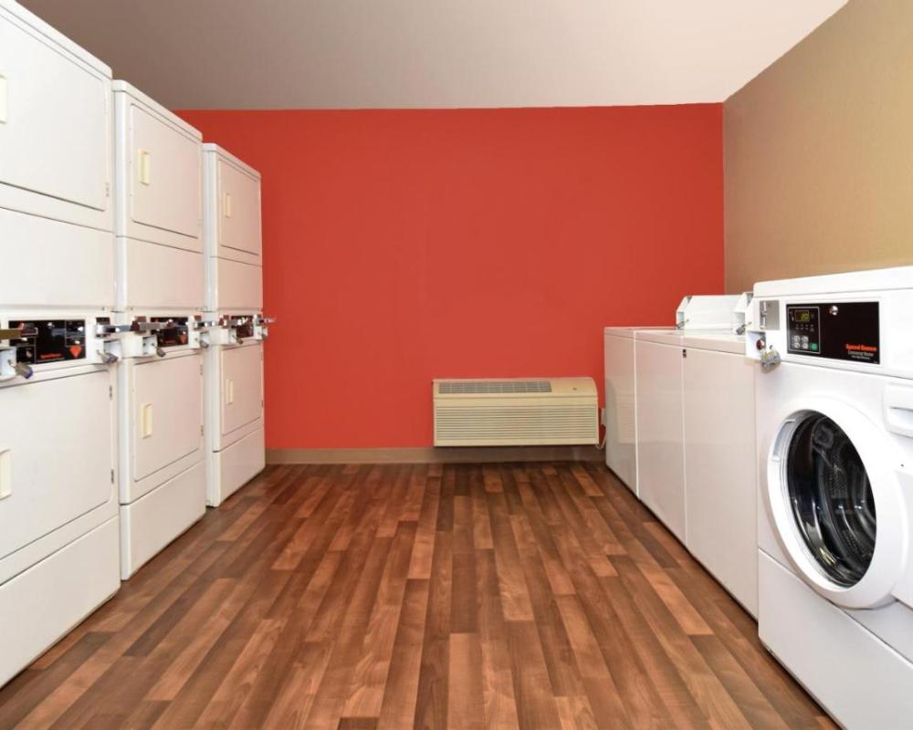 фото Extended Stay America Suites - Bakersfield - Chester Lane