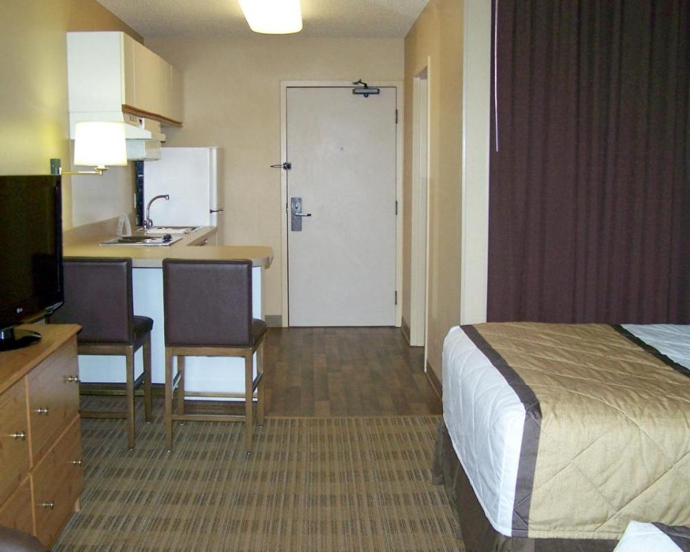 фото Extended Stay America Suites - Bakersfield - Chester Lane