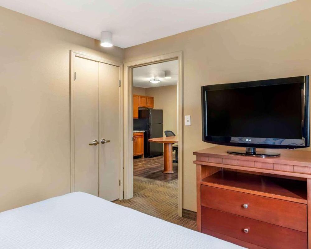 фото Extended Stay America Suites - Bakersfield - Chester Lane