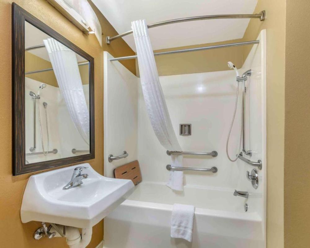 фото Extended Stay America Suites - Bakersfield - Chester Lane