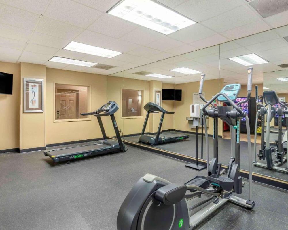 фото Extended Stay America Suites - Bakersfield - Chester Lane