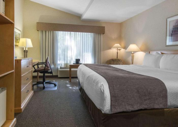 Quality Inn Medicine Hat