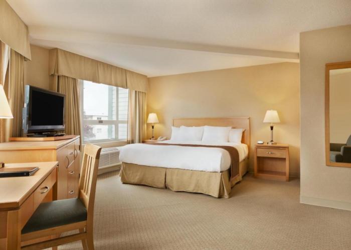 Ramada by Wyndham Nanaimo