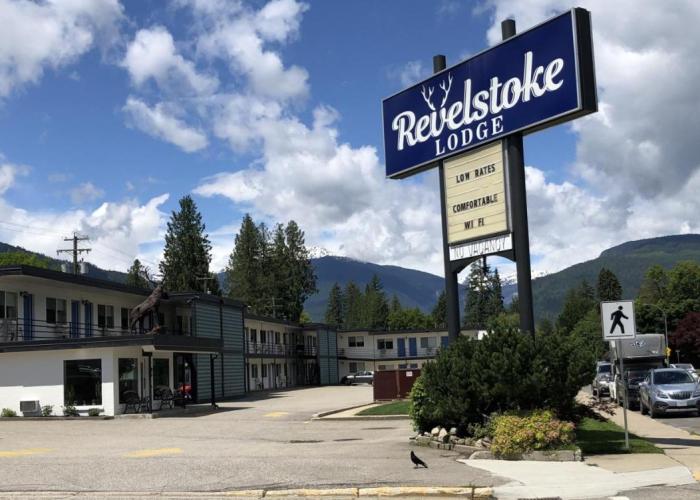 Revelstoke Lodge