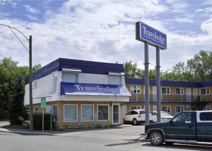 Travelodge by Wyndham Moose Jaw