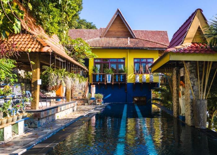 Lost Paradise Resort