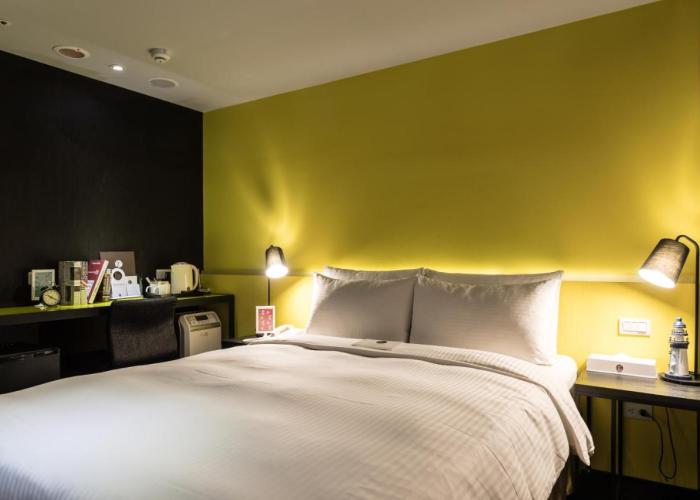 Vendome East Inn