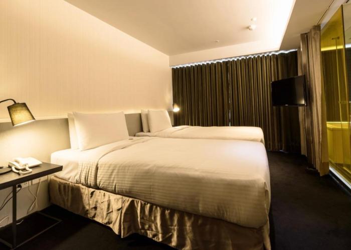 Vendome East Inn