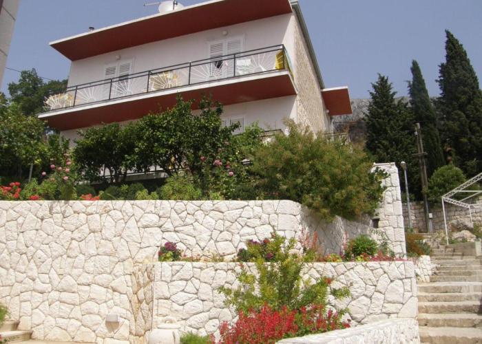 Apartments Lonza