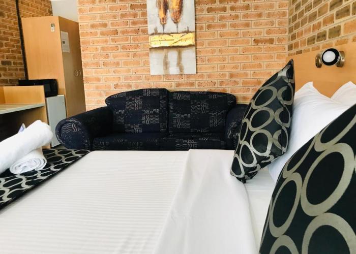 Jumbuck Motor Inn