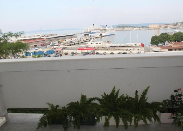 Bianca beach apartments