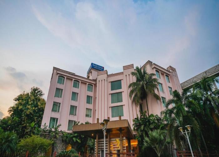 Barsana Hotel & Resort