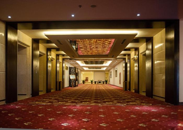 Muong Thanh Luxury Song Lam Hotel