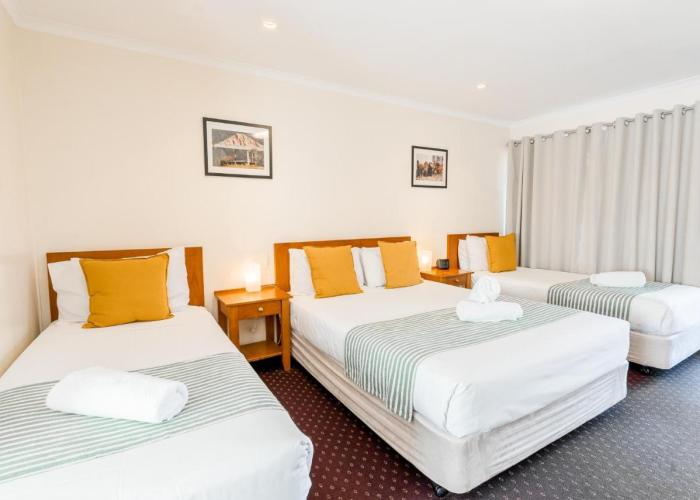 The Henry Parkes Tenterfield