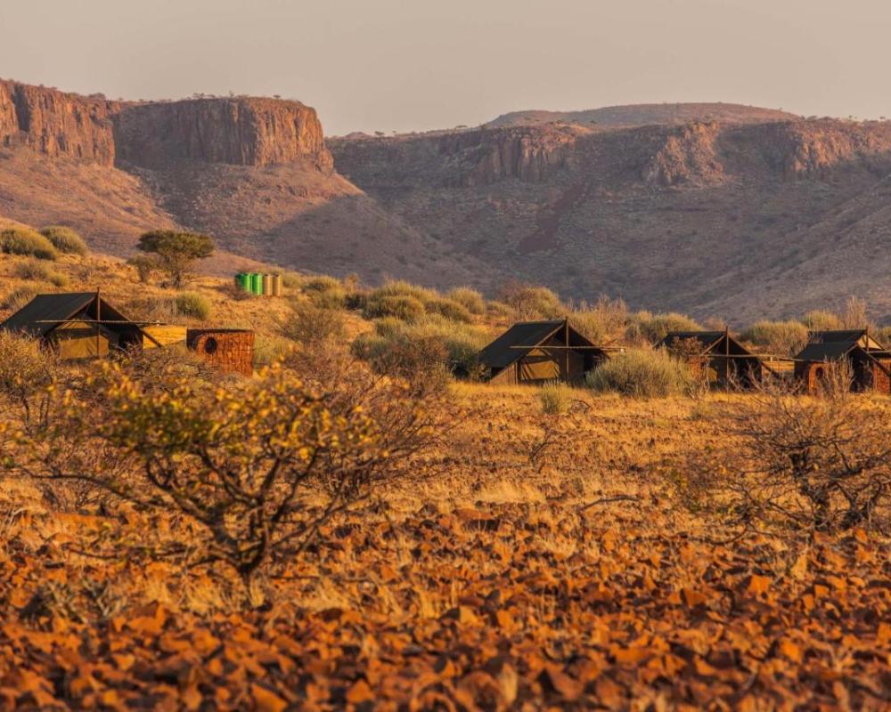 фото Etendeka Mountain Camp