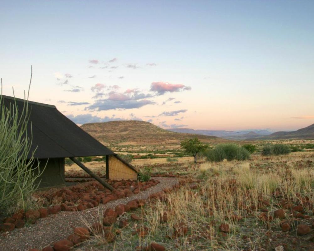 фото Etendeka Mountain Camp