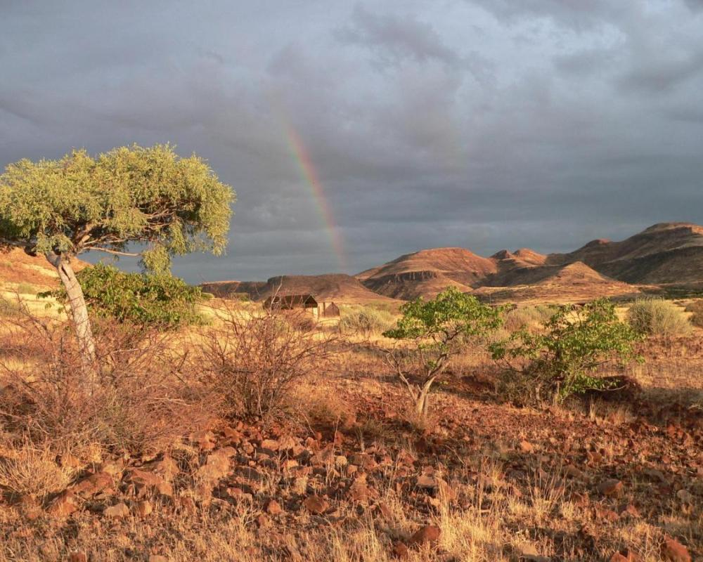 фото Etendeka Mountain Camp