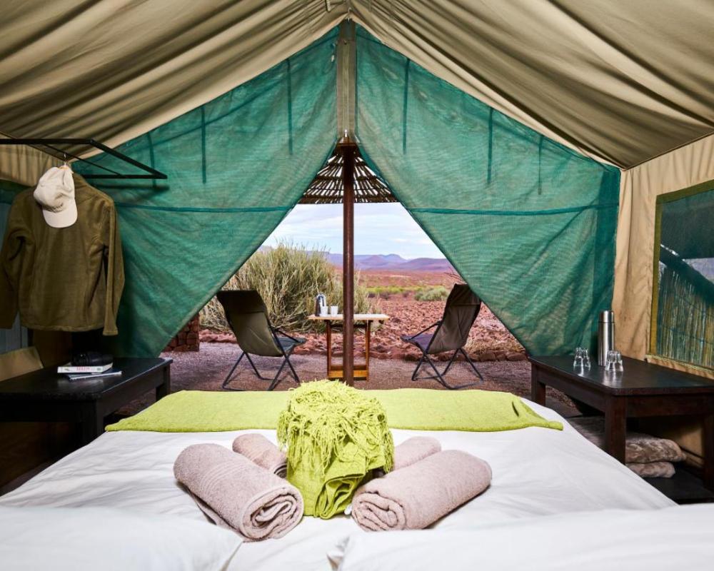 фото Etendeka Mountain Camp