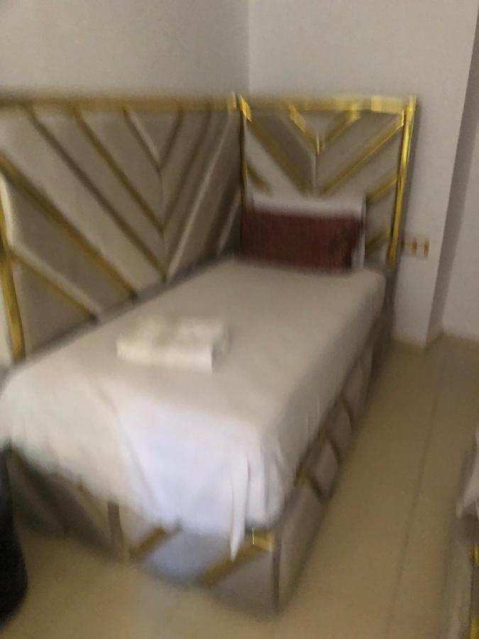 фото Riad Malak
