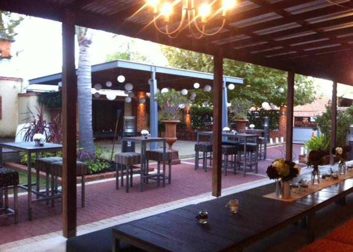Rose & Crown Hotel
