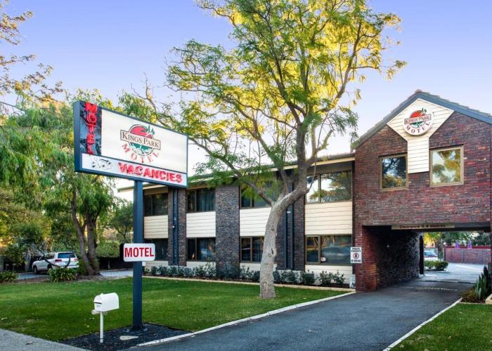 Kings Park Motel