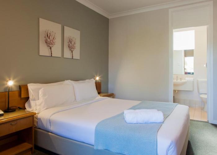 Kings Park Motel
