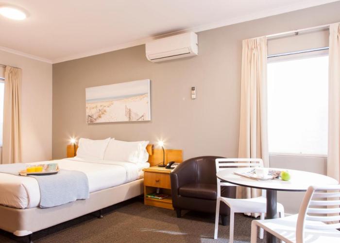 Kings Park Motel