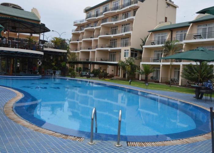 Ryan's Bay Hotel