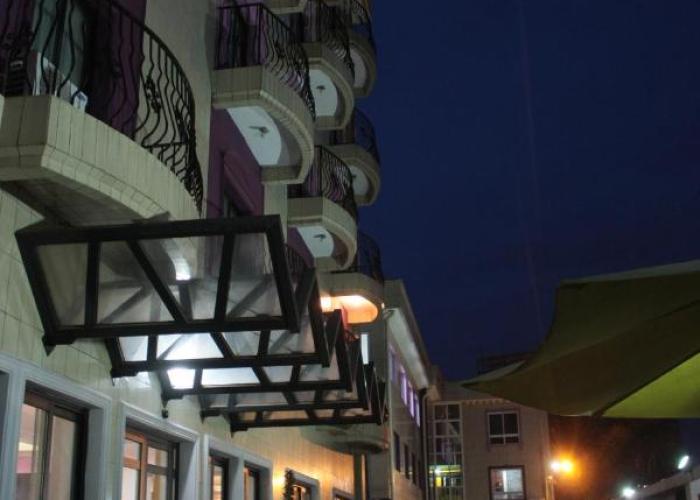 Futuris Hotel